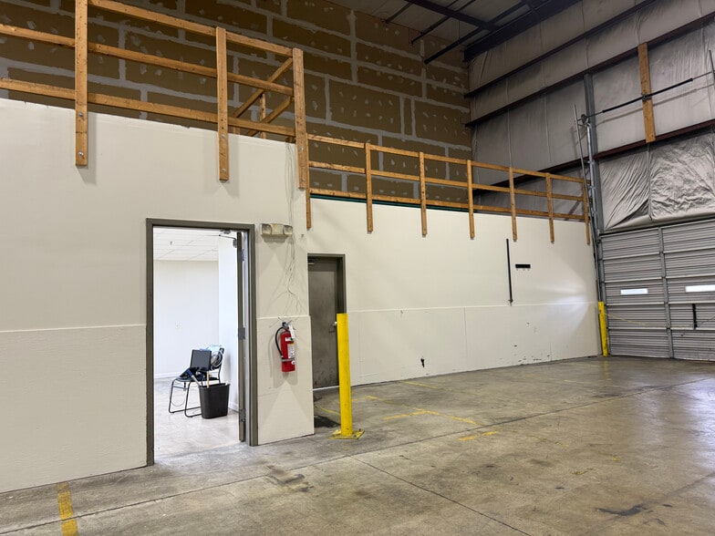 More Photos Of 116 Satterlee Rd, Dubois Warehouse For Lease