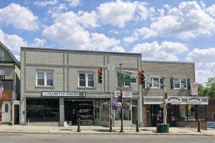 Primary Photo Of 546 Bloomfield Ave, Verona Storefront For Lease