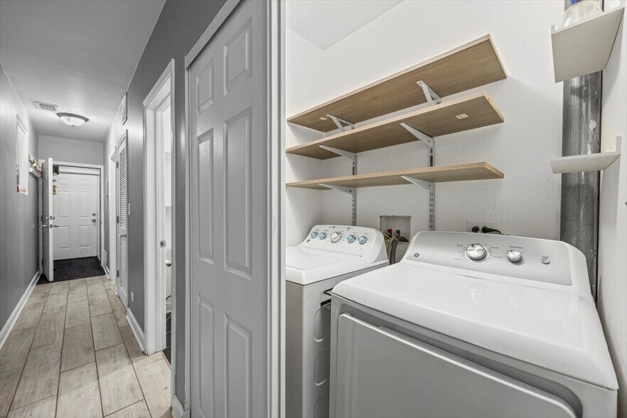 More Photos Of , Chicago Multifamily For Sale