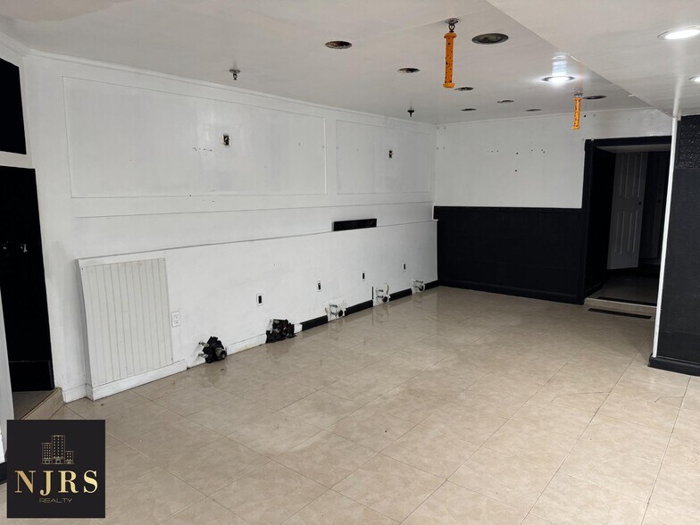 More Photos Of 448 E 79th St, New York Apartments For Lease