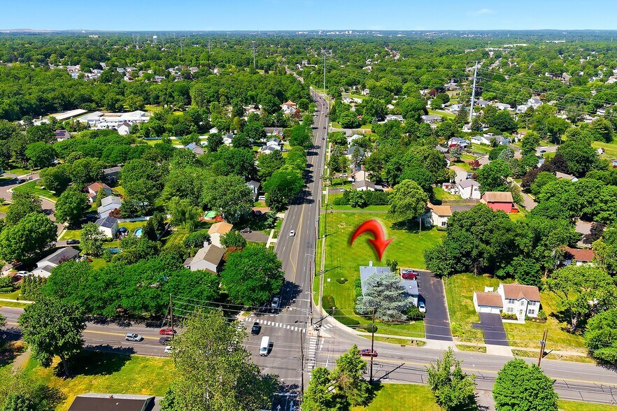 More Photos Of 801 Hughes Dr, Hamilton Office Residential For Sale