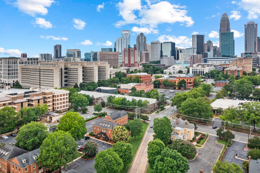 More Photos Of 130 N Mcdowell St, Charlotte Office For Sale