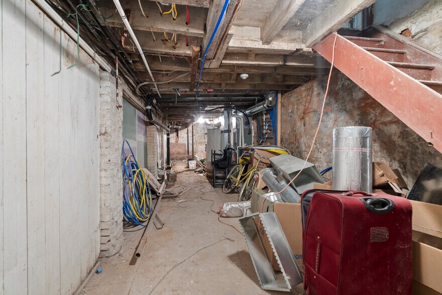 More Photos Of 6200 Germantown Ave, Philadelphia Multifamily For Sale