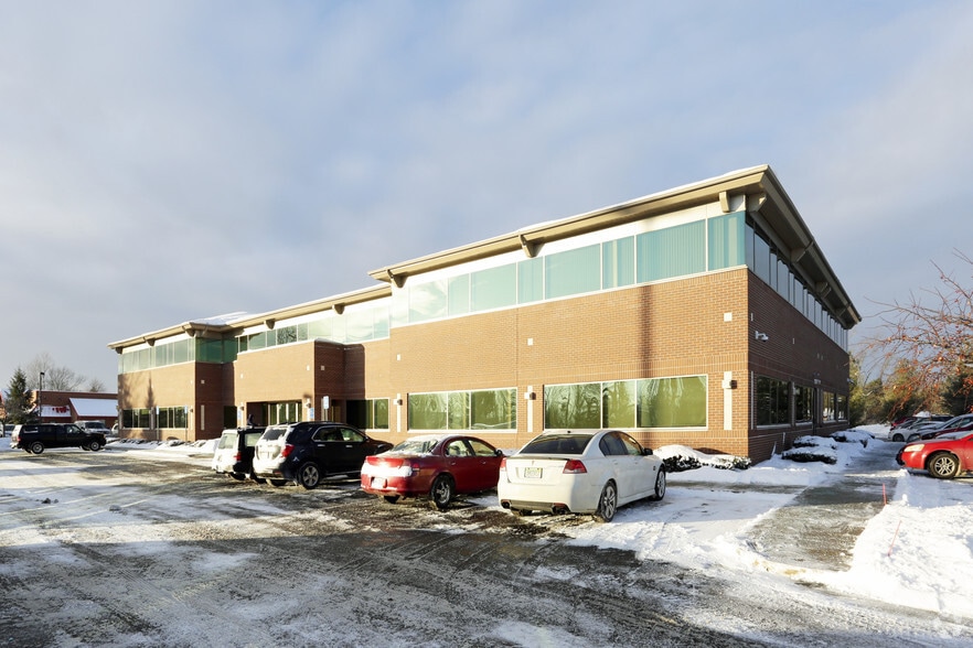 More Photos Of 1525 E Beltline Ave NE, Grand Rapids Office For Sale