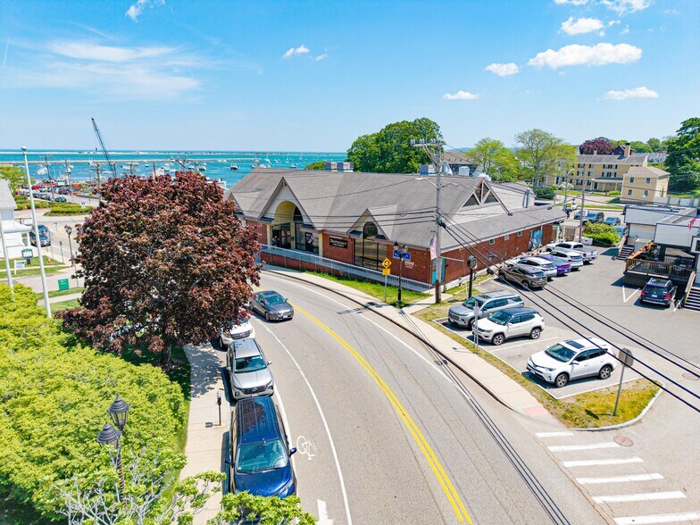 More Photos Of 21 Memorial Dr, Plymouth Storefront Retail Office For Sale