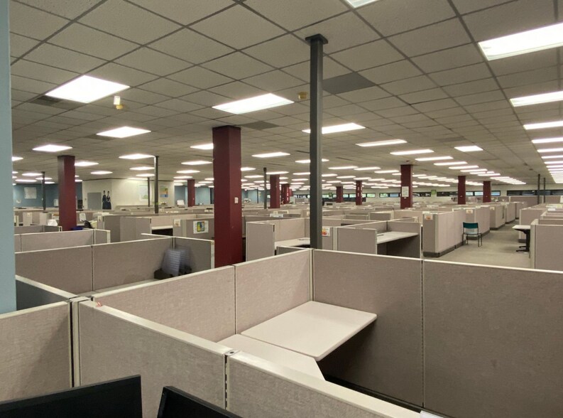 More Photos Of 720 Western Blvd, Tarboro Office For Sale