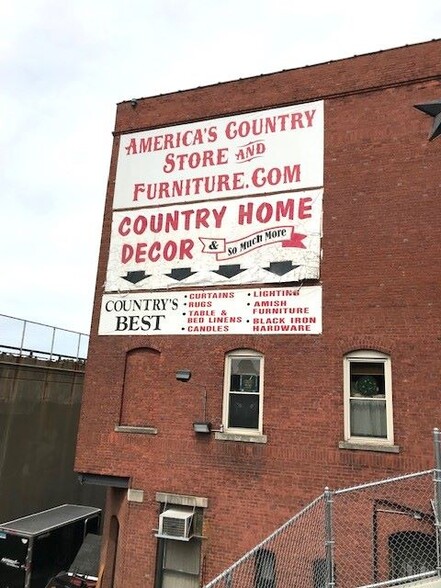 More Photos Of 149 Maple St, Naugatuck General Retail For Sale