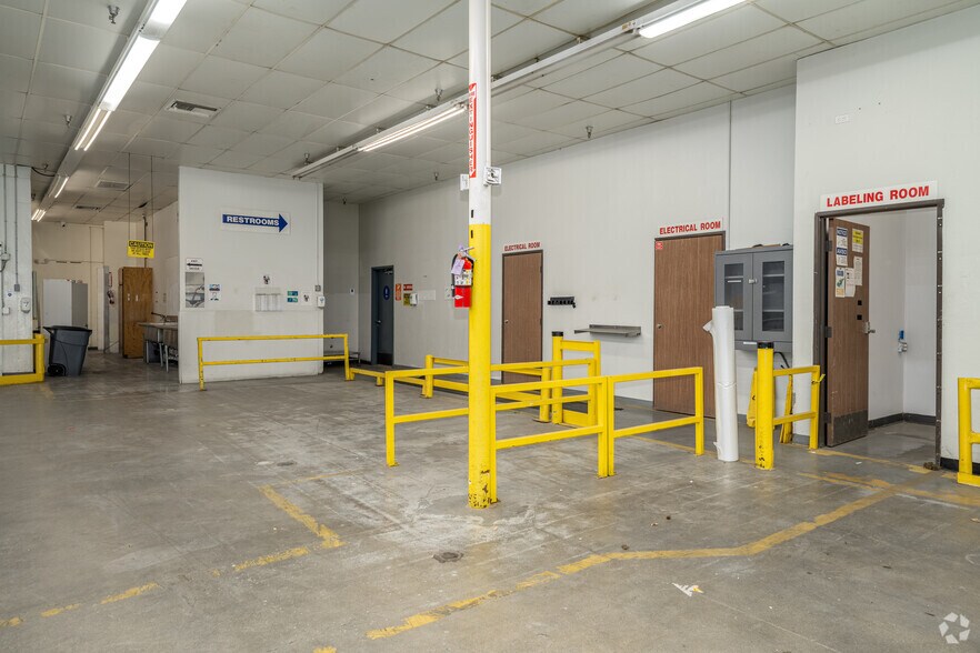 More Photos Of 2648 W Ramsey St, Banning Refrigeration Cold Storage For Sale