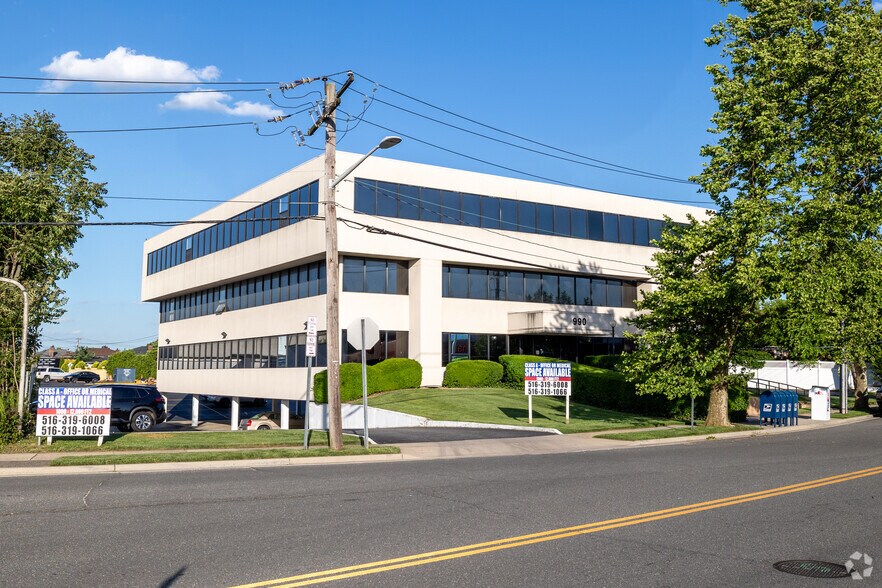 More Photos Of 990 Westbury Rd, Westbury Office For Sale