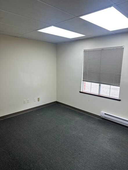 More Photos Of 188 Eagle Rock Ave, Roseland Office For Lease