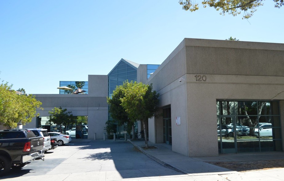 Primary Photo Of 110-120 W Bellevue Dr, Pasadena Office For Lease