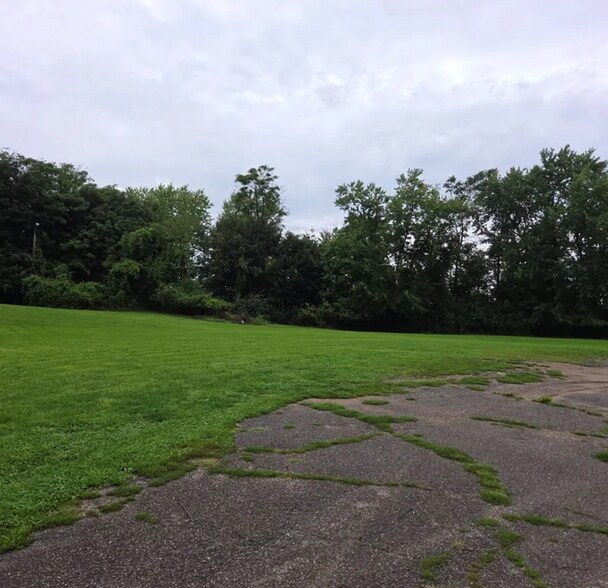 More Photos Of 357 N 6th St, Coshocton Land For Sale