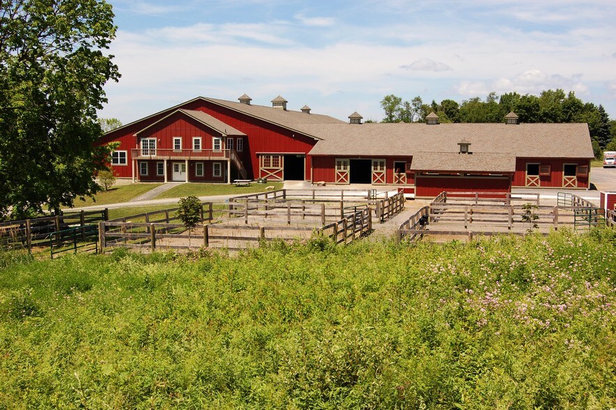 More Photos Of 199 Starr Ridge Rd, Brewster Village Horse Stables For Sale