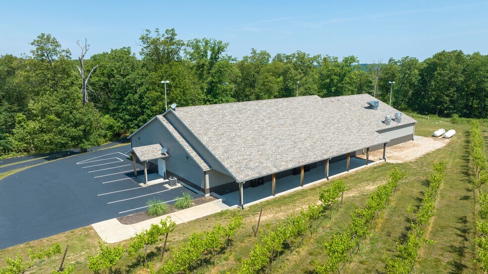 More Photos Of 846 Winery Hills Est, Linn Creek Winery Vineyard For Sale