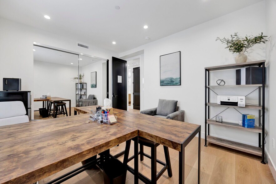 More Photos Of 7410 Denny Ave, Sun Valley Healthcare For Sale