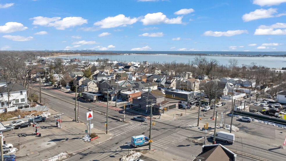 More Photos Of 3990 Hylan Blvd, Staten Island Freestanding For Sale