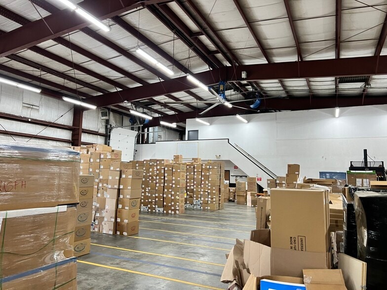More Photos Of 7275 Pepperdam Ave, Charleston Warehouse For Sale