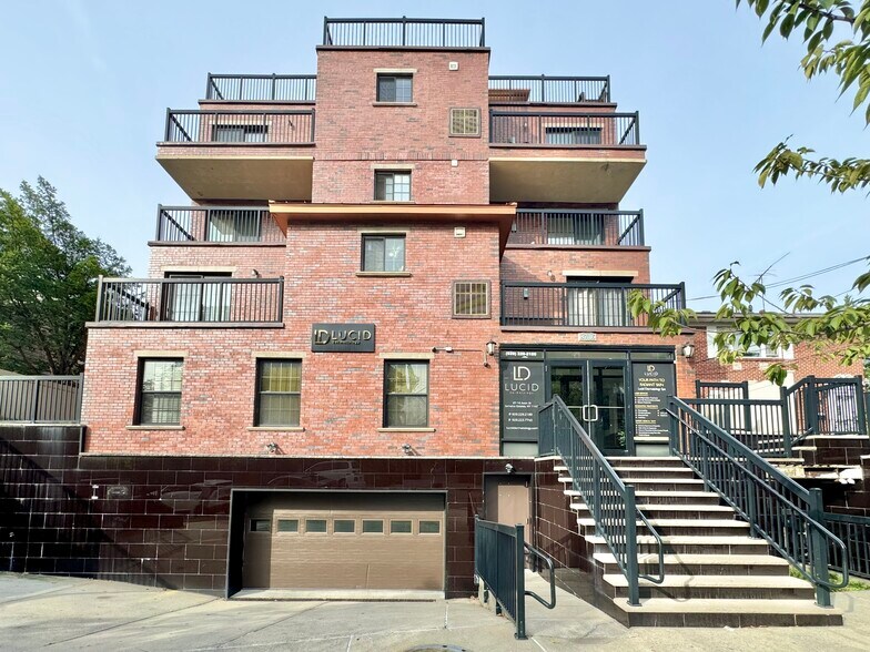 Primary Photo Of 8716 Avon St, Jamaica Apartments For Lease