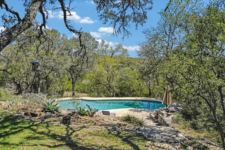 More Photos Of 411 Whitetail Ridge, Dripping Springs Land For Sale