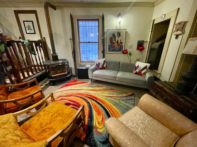 More Photos Of 136 Park Street, Butte General Retail For Sale