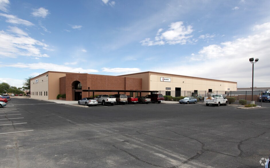 Primary Photo Of 6770 Bermuda Rd, Las Vegas Warehouse For Lease