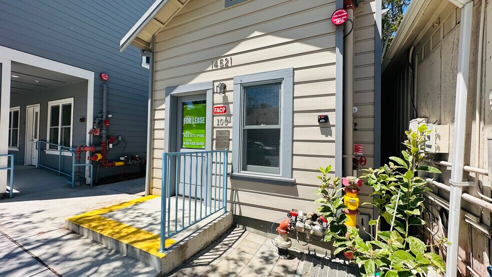 Primary Photo Of 14521 Big Basin Way, Saratoga General Retail For Lease