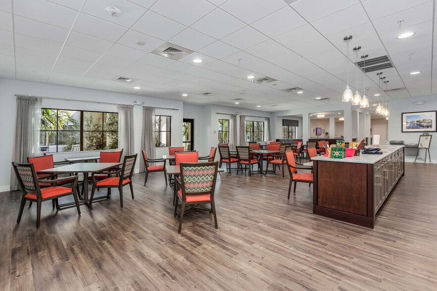 More Photos Of 1321 NE 24th Ave, Cape Coral Assisted Living For Sale