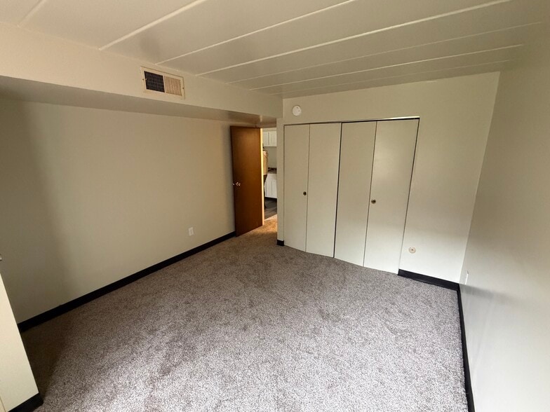 More Photos Of 200 Electric Ave, East Pittsburgh Apartments For Sale