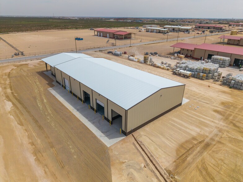 More Photos Of 16697 W Basin St, Odessa Industrial For Lease
