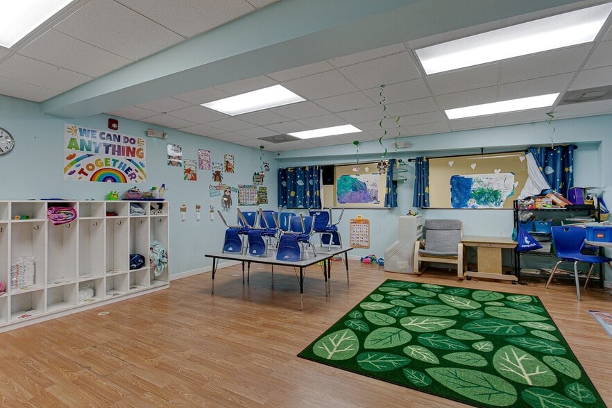 More Photos Of 2426 New Dorset Rd, Powhatan Daycare Center For Sale
