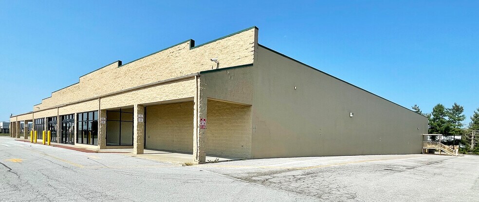 More Photos Of 1505 E Broadway St, Campbellsville Supermarket For Sale