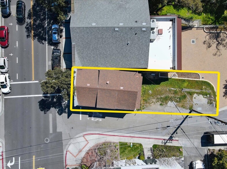 More Photos Of 25 W Main St, Los Gatos Storefront For Lease