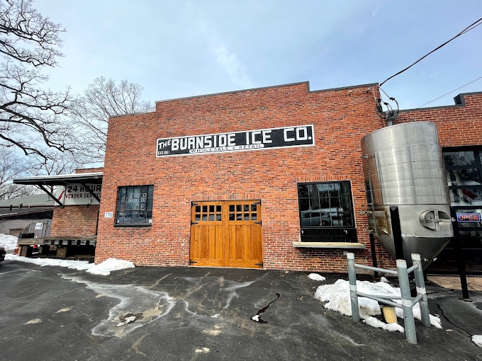 More Photos Of 776 Tolland St, East Hartford Warehouse For Sale