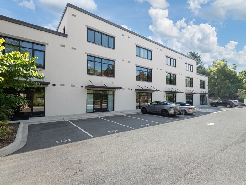 More Photos Of 76 Glendale Ave, Asheville Office Residential For Lease