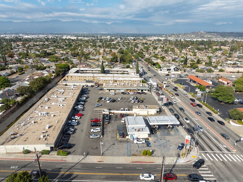More Photos Of 2025-2047 S Hacienda Blvd, Hacienda Heights Unknown For Lease