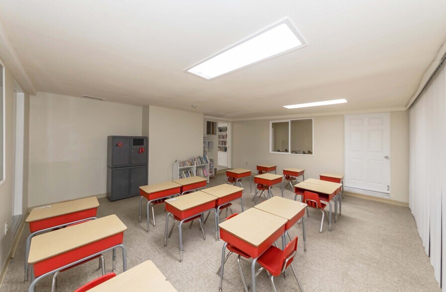 More Photos Of 1555 W Commonwealth Ave, Fullerton Office For Lease