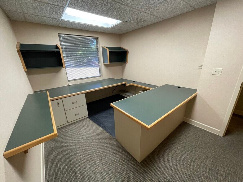 More Photos Of 504 S Moody Ave, Tampa Land For Sale