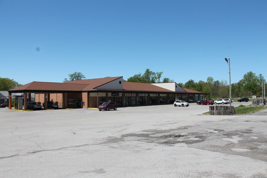 More Photos Of 100 Hadley Rd, Greenville Unknown For Lease