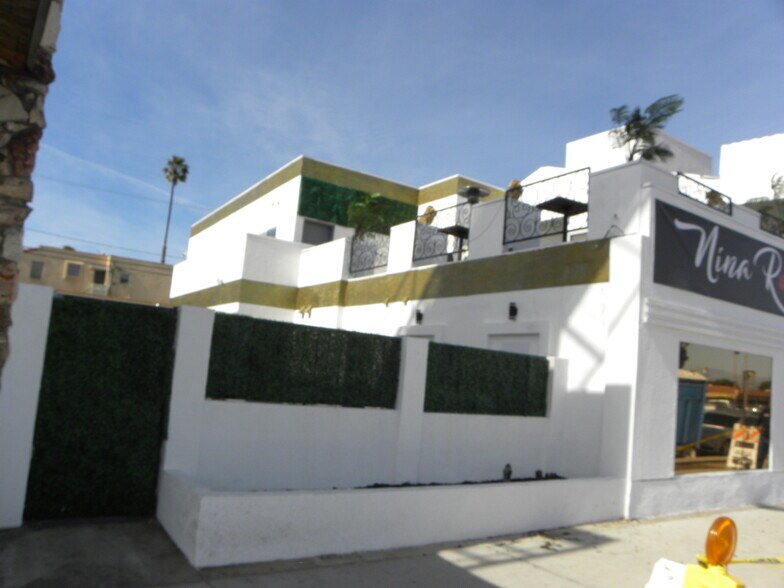 More Photos Of 4225 Crenshaw Blvd, Los Angeles Bar For Lease