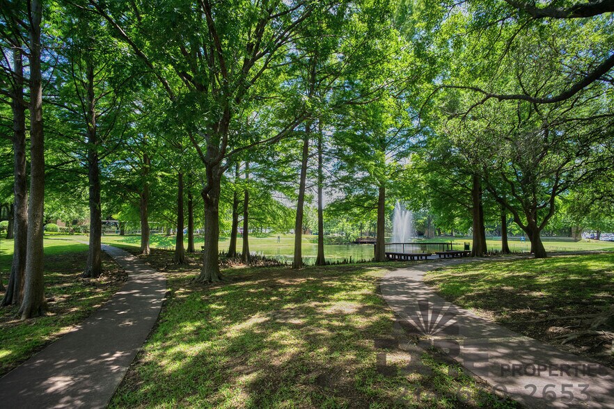 More Photos Of 600 Six Flags Dr, Arlington Office For Lease