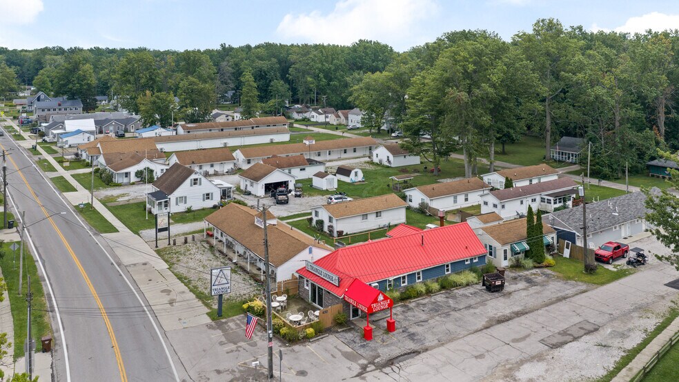 More Photos Of 5196 Lake Rd E, Geneva Hotel For Sale