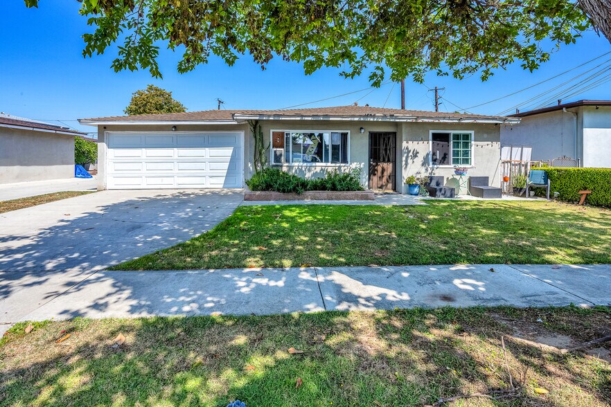 More Photos Of 15914-15920 S Harvard Blvd, Gardena Apartments For Sale