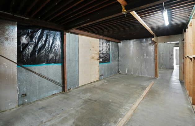 More Photos Of 4901 Telegraph Rd, East Los Angeles Flex For Sale