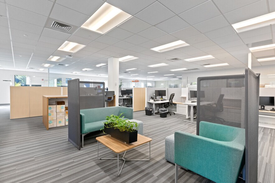 More Photos Of 891 Washington Ave, Portland Medical For Lease
