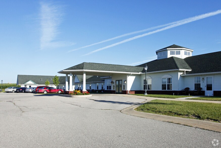 More Photos Of 130 Cabela Blvd W, Dundee Apartments For Sale