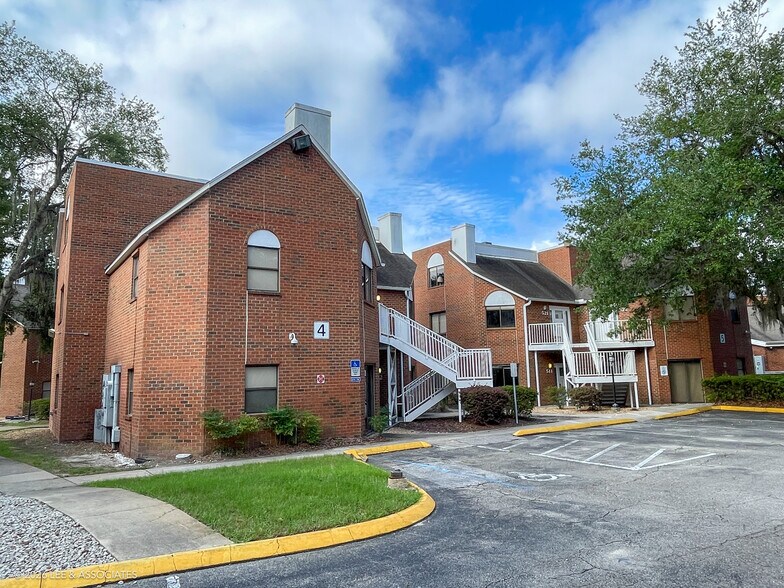 More Photos Of 4001 SW 13th St, Gainesville Hotel For Sale