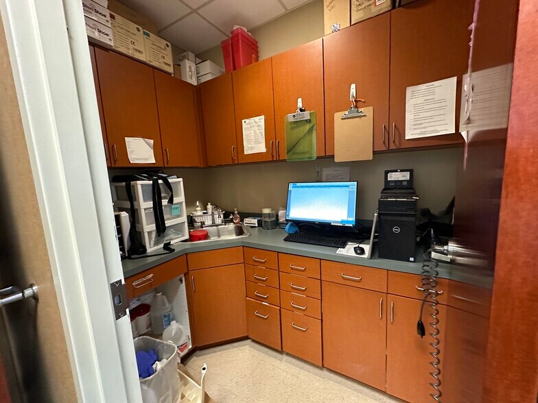 More Photos Of 1890 LPGA Blvd, Daytona Beach Medical For Lease