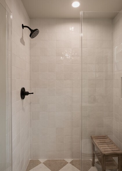 More Photos Of 1434 McDuff St, Los Angeles Apartments For Sale