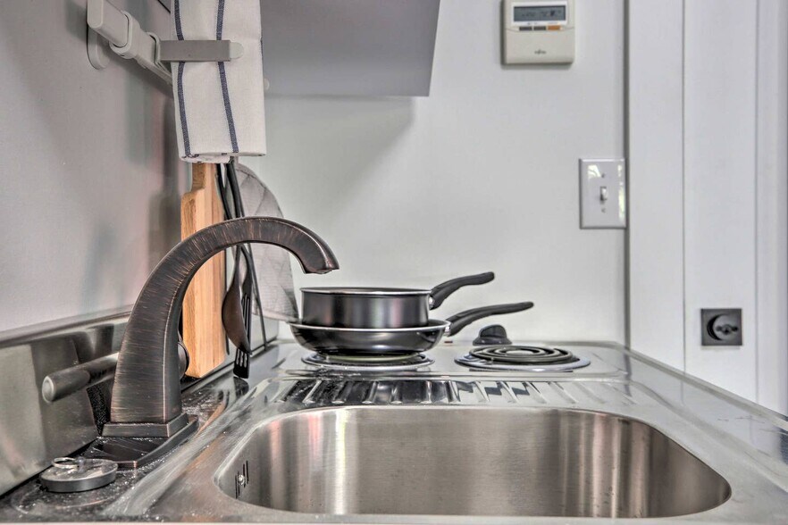 More Photos Of 1026 Ashby Grv SW, Atlanta Apartments For Sale