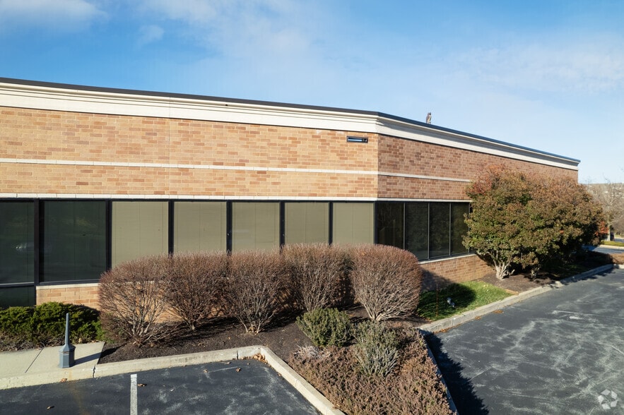 More Photos Of 412 Creamery Way, Exton Research And Development For Lease